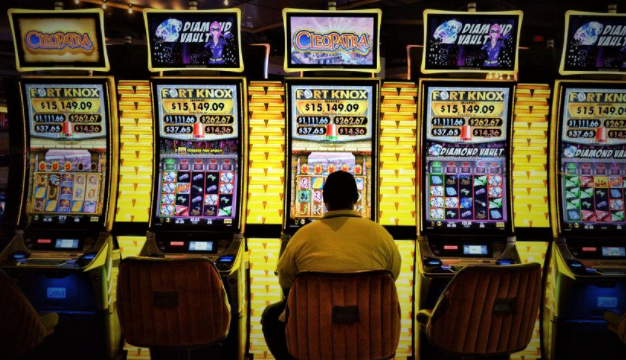 Playing Slots Online In Marshall Islands